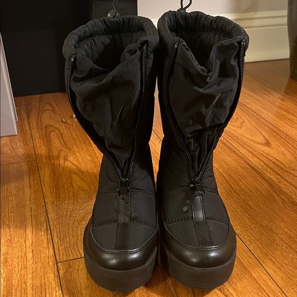 La Canadienne Black Winter Boots - Picture 2 of 2